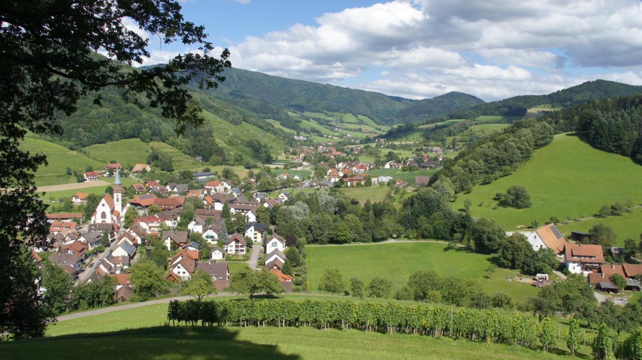 Hotel-Gasthaus Goldener Engel Glottertal Kültér fotó