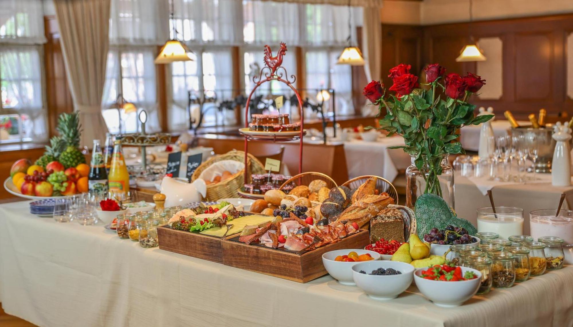 Hotel-Gasthaus Goldener Engel Glottertal Kültér fotó