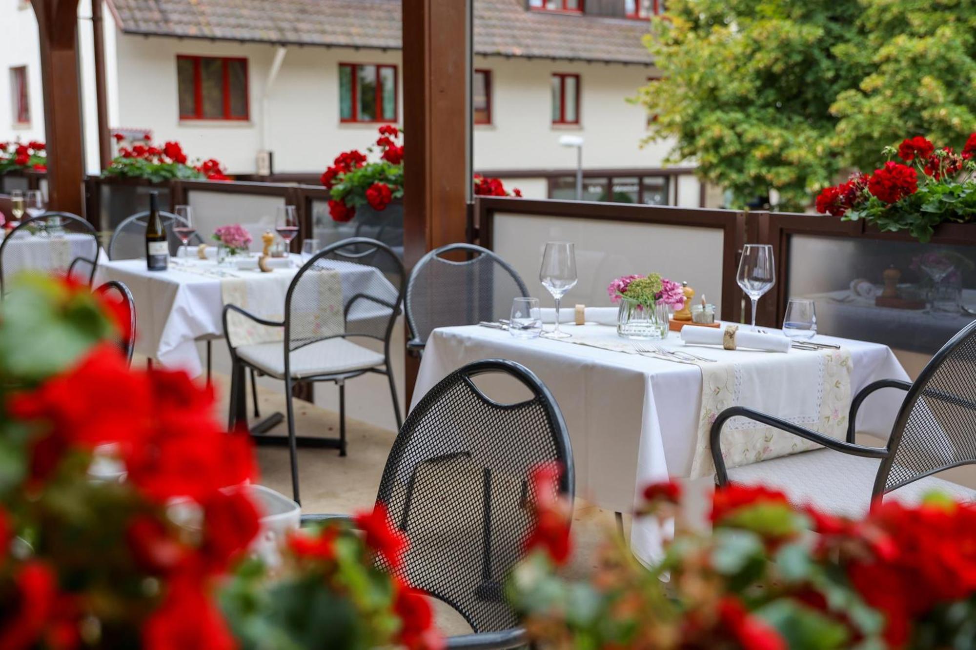Hotel-Gasthaus Goldener Engel Glottertal Kültér fotó