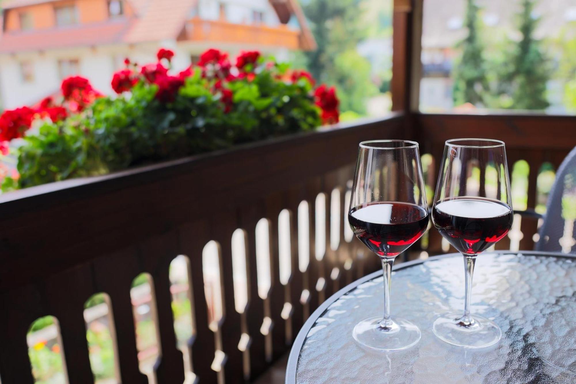 Hotel-Gasthaus Goldener Engel Glottertal Kültér fotó