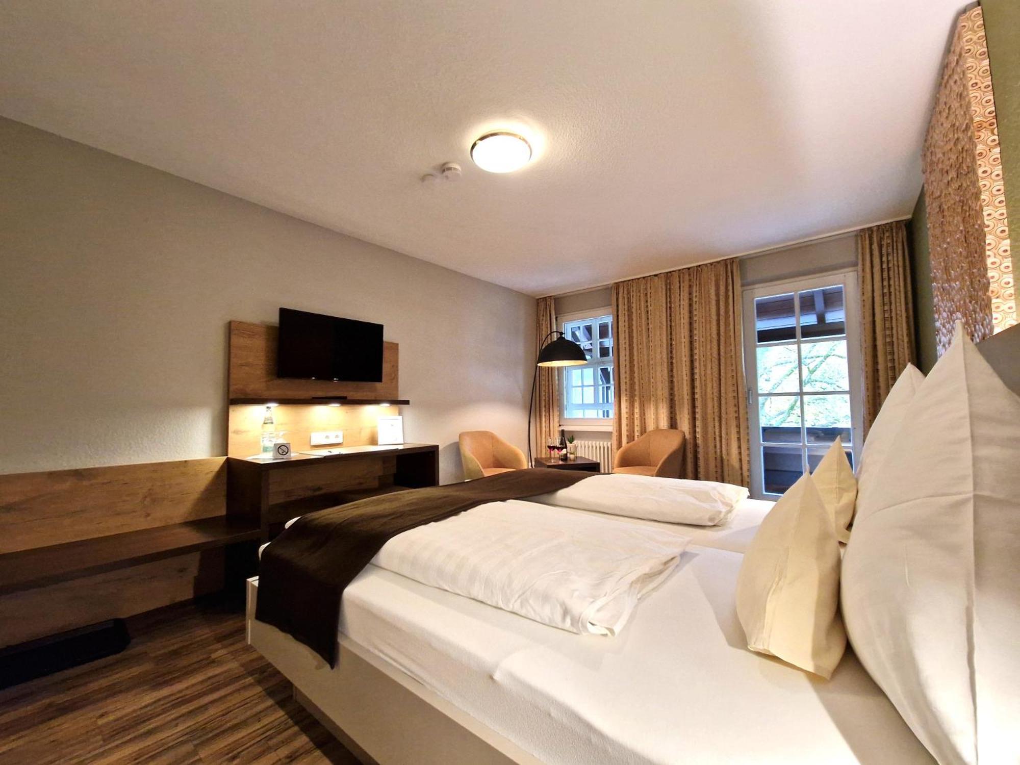 Hotel-Gasthaus Goldener Engel Glottertal Kültér fotó