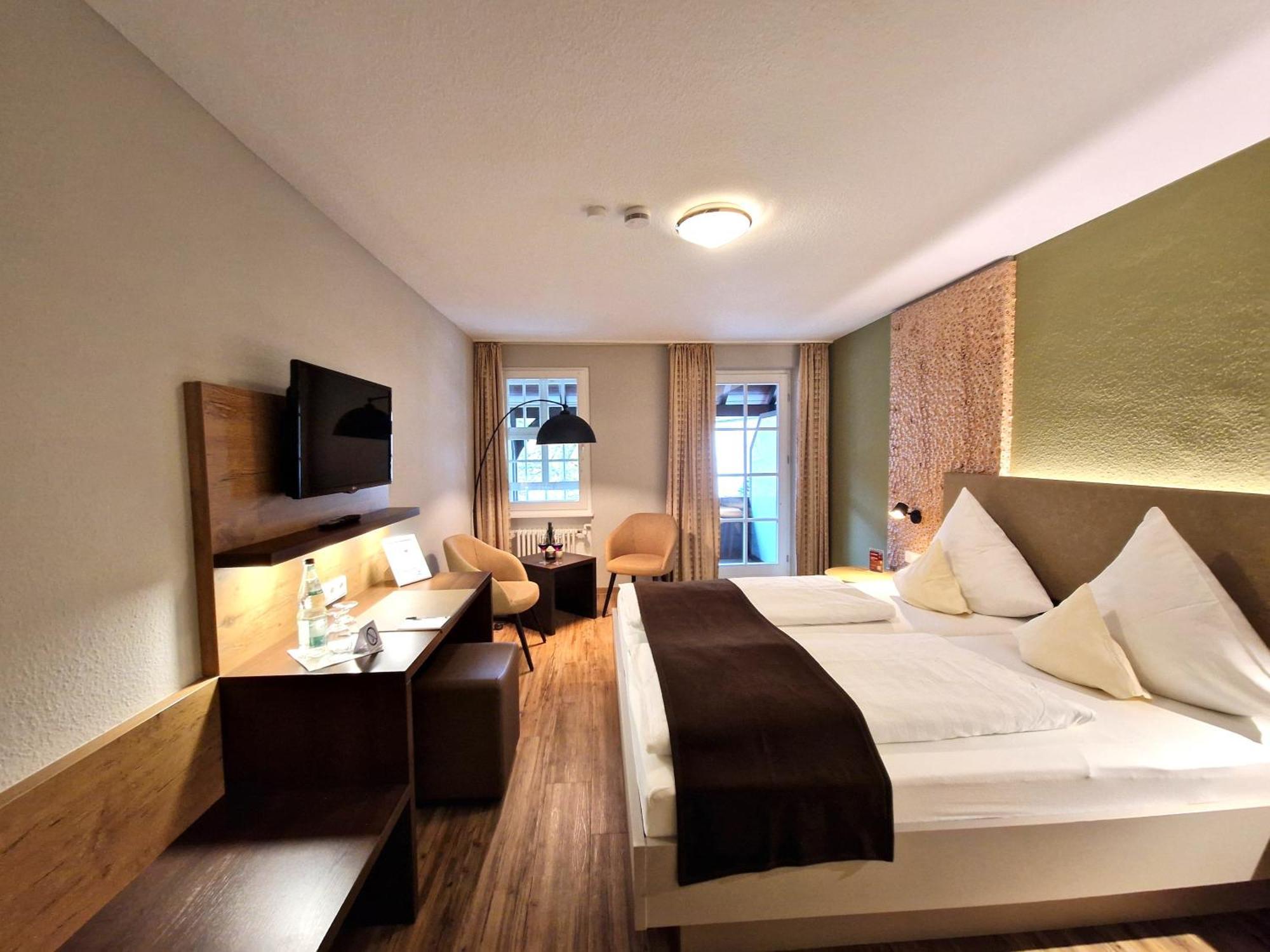 Hotel-Gasthaus Goldener Engel Glottertal Kültér fotó